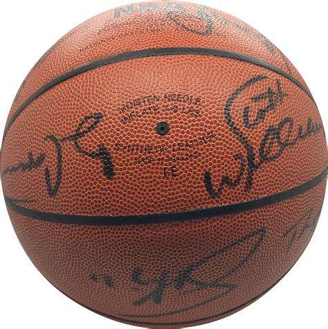 chicago bulls autographed basketball